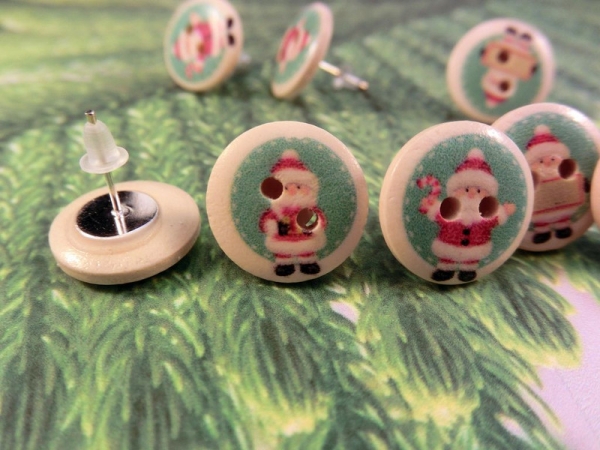 Weihnachtsmann Holz Knopf Ohrstecker Winter Schnee